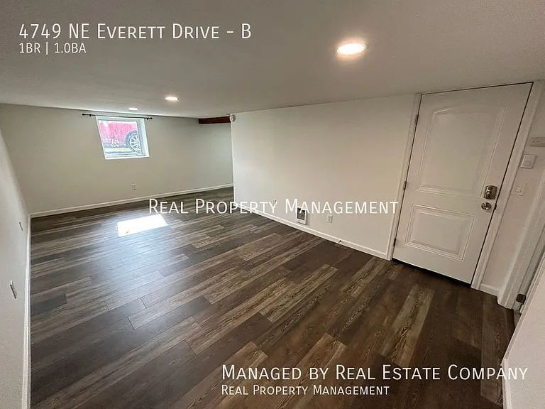 4749 NE Everett Dr #B — Photo 4