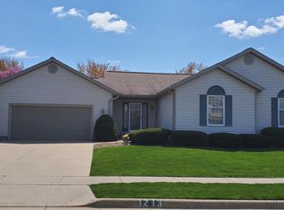 1210 Hanson Dr, Normal, IL 61761