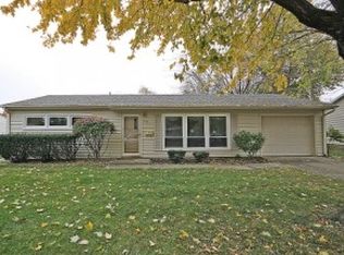 3916 Cambridge Dr, Decatur, IL 62526