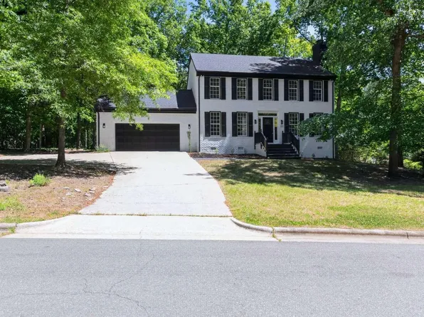 101 Hanover Pl, Chapel Hill, NC 27516