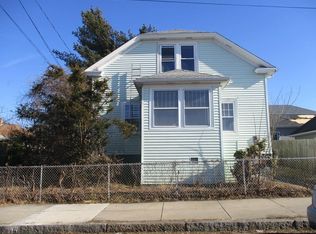 494 Bowen St, Fall River, MA 02724
