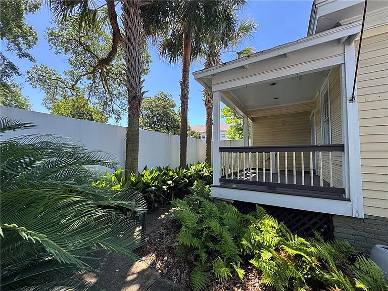 808 Dauphin St #C — Photo 20