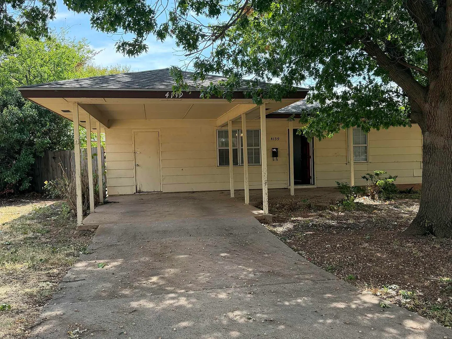 3 bed, 1.5 bath, 1025 sqft, $1,375 — Photo 3