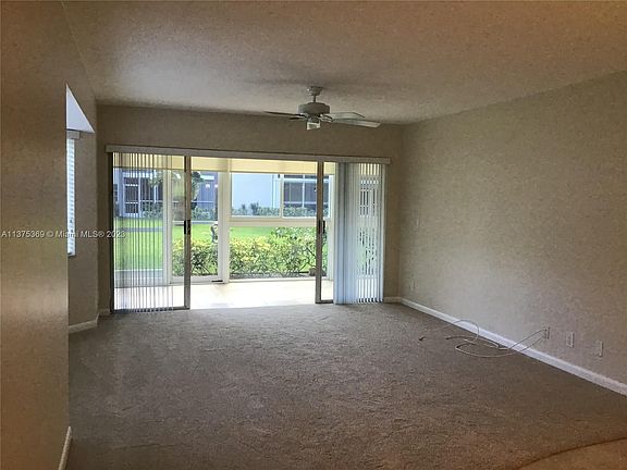 4th image of 5 Westwood Ave APT 106D