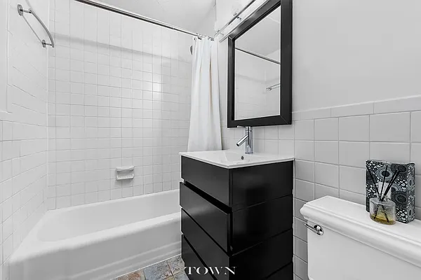 Sold by Town Residential | media 14