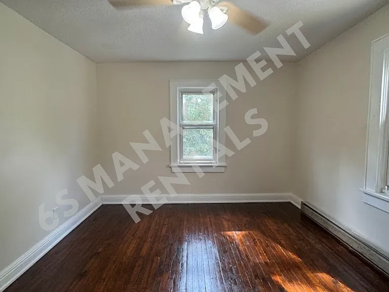 1100 Harrison Ave — Photo 4