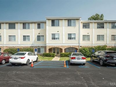 942 Guelbreth Ln APT 112, Saint Louis, MO, 63141