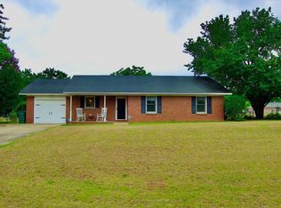 4625 Fountain Ct, Dalzell, SC 29040