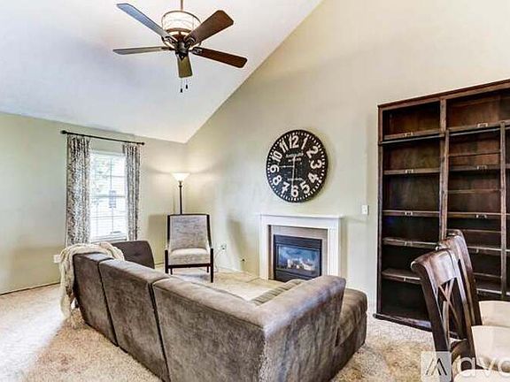 5th image of 2661 Lilypark Dr