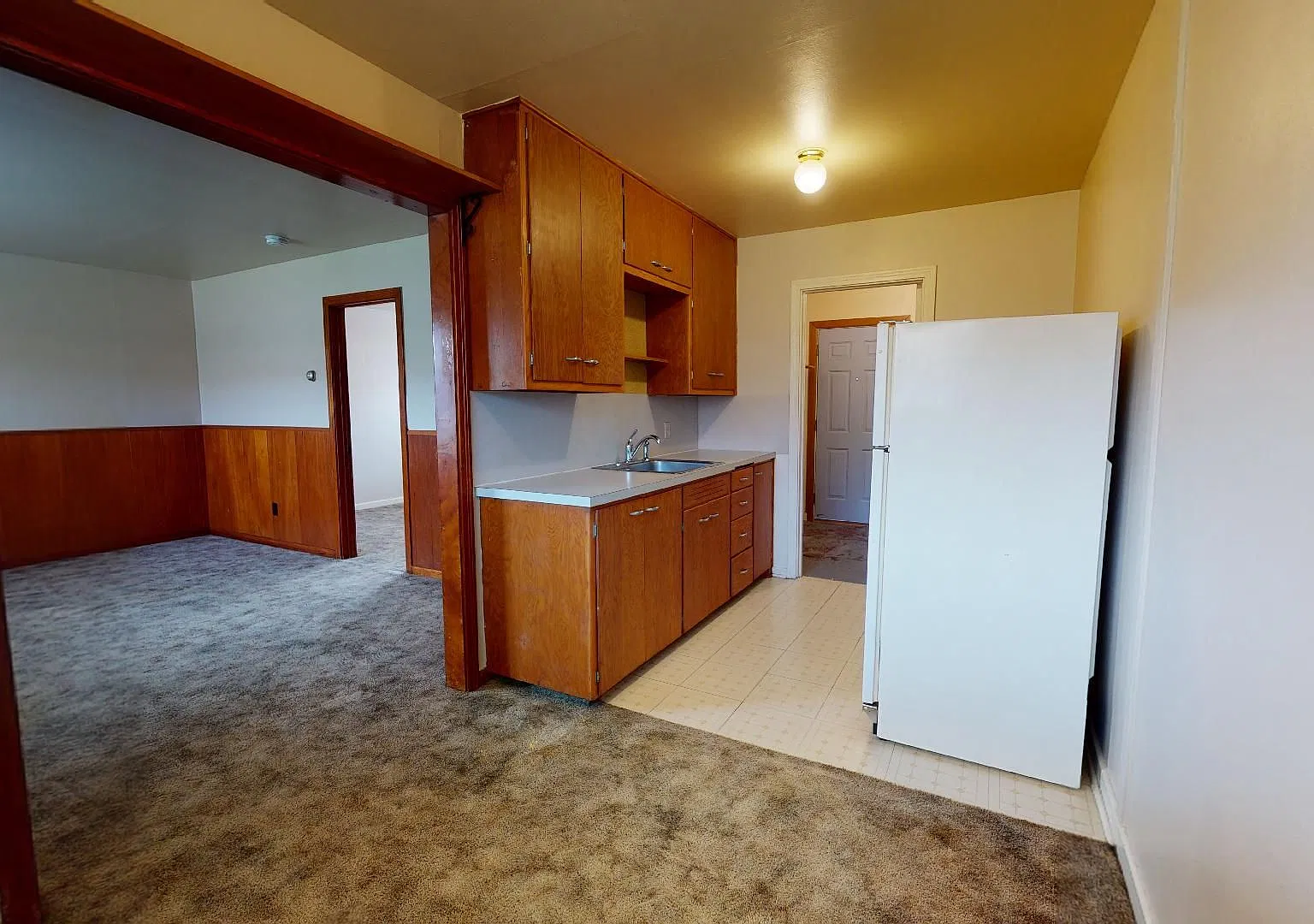 Coronado Apartments — Photo 3