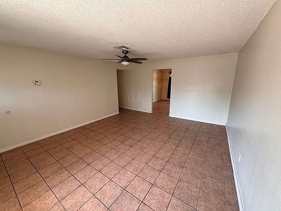 5th image of 2002 N 47th Dr