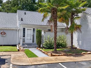 61 Topsail Ct, Greenville, SC 29611