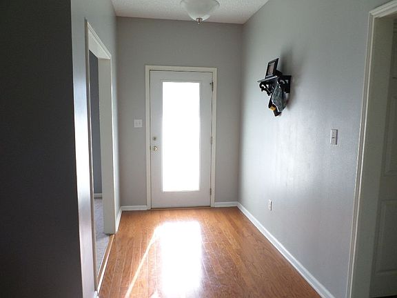 2nd image of 5705 Gene Ln