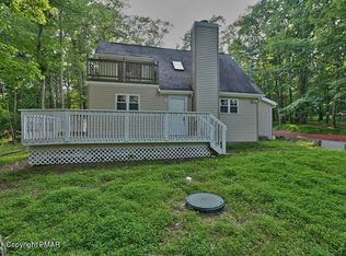 13 Lenape Dr, East Stroudsburg, PA 18302