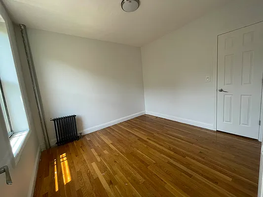 Rented by EXR | media 13