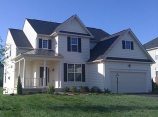 16 Charter Gate Dr, Fredericksburg, VA 22406