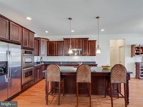 5th image of 13918 Barrymore Ct