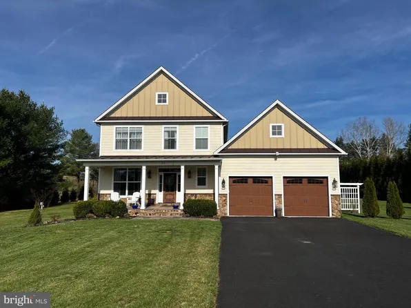 39 Bowling View Rd, Front Royal, VA 22630