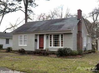 103 N Munn St, Warren, AR 71671