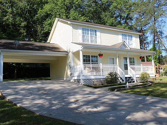 2nd image of 138 Dorset Ln SE