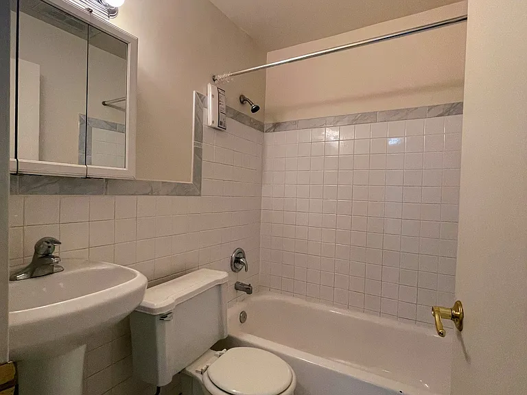 1415 5th St SE #10 — Photo 10