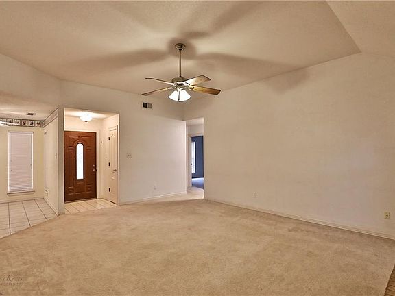 3rd image of 4518 Pennington Dr