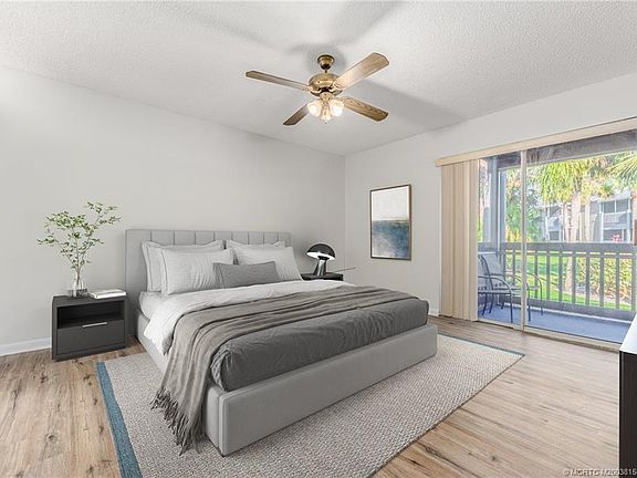 5th image of 1451 NE 14th Ct APT S42