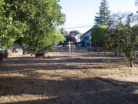 2nd image of 10131 Alhambra Ave