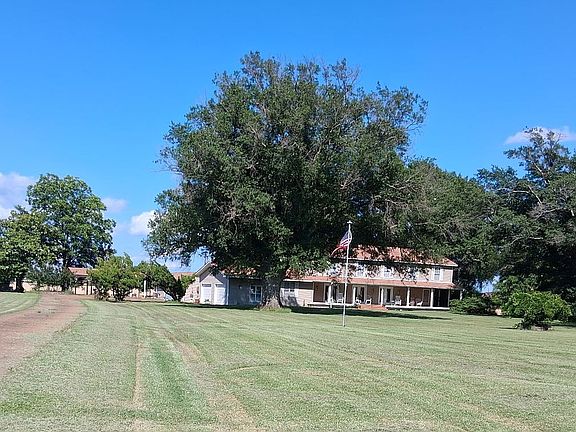 2nd image of 5778 Old Highway 64