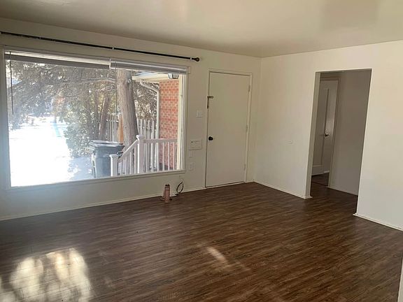 2nd image of 682 Lincoln Dr