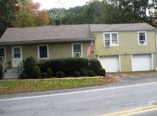 556 Pepper St, Monroe, CT 06468