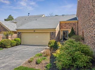 39 The Court Of Cobblestone, Northbrook, IL 60062