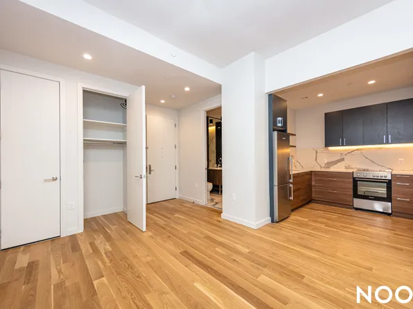 45-57 Davis Street 413 image 3 of 49