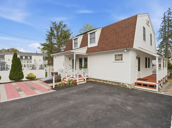 19 Elm Ct, Andover, MA 01810