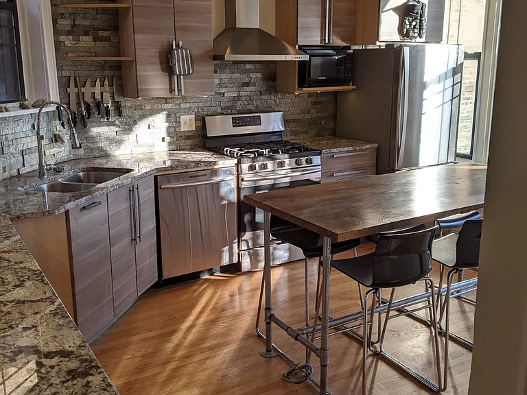 2533 W Cortez St #3 — Photo 10