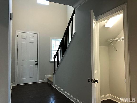 3rd image of 1033 Canyon Shadows Ct