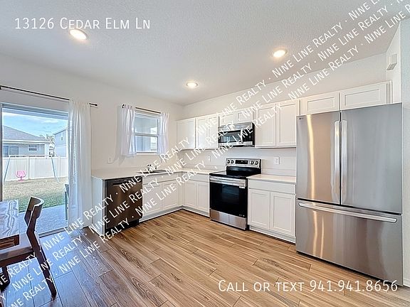 5th image of 13126 Cedar Elm Ln