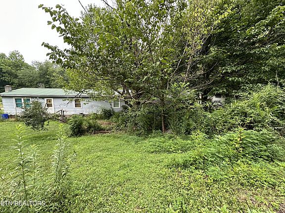 4th image of 179 Shields Branch Rd