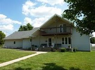 1409 W 24th Ave, Hutchinson, KS 67502