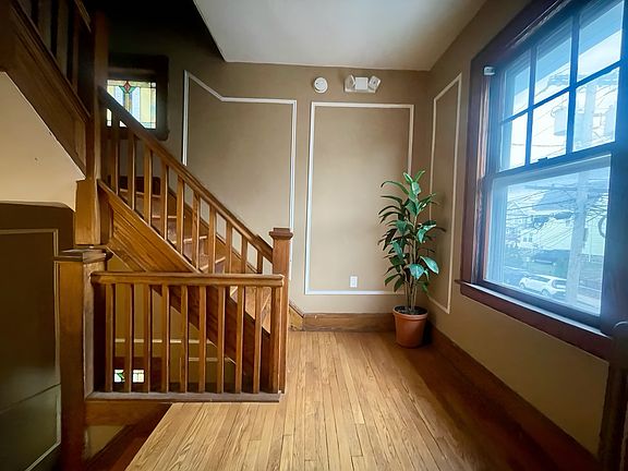 2nd image of 145 Maple St #2