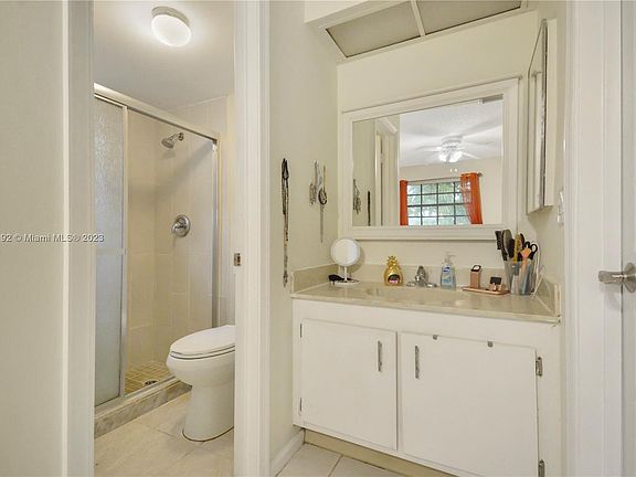 5th image of 4177 Oak Terrace Dr #4177