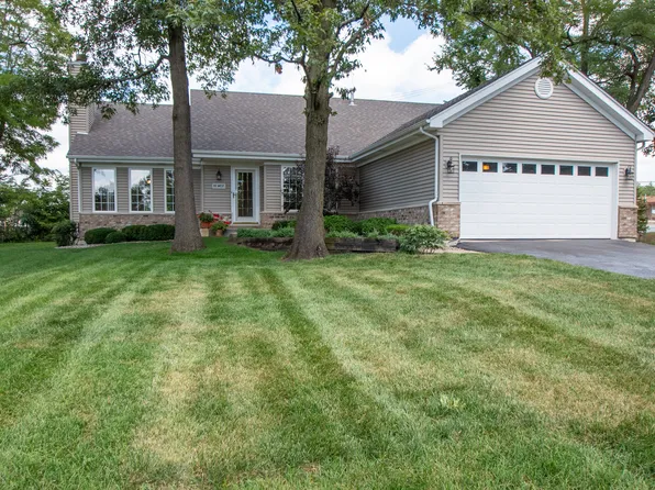 93 W Richton Rd, Crete, IL 60417