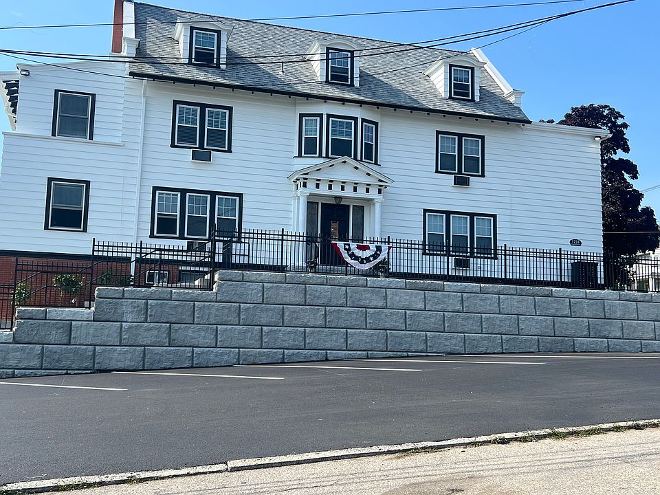 1st image of 1224 Narragansett Blvd APT 103
