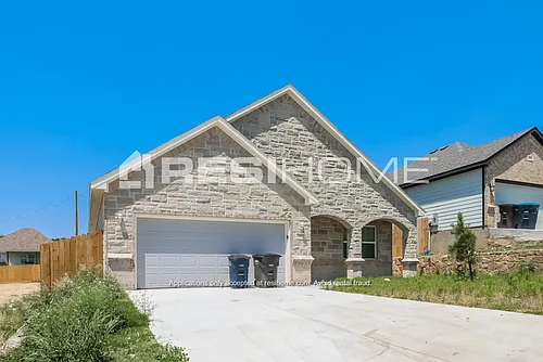 3007 Prairie Ave Photo 1