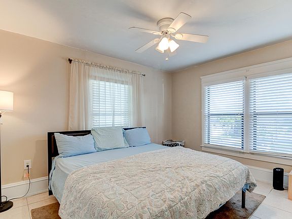 5th image of 606 Braddock Ave