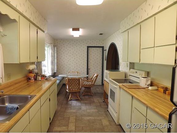 4th image of 1219 NW 40th Ter