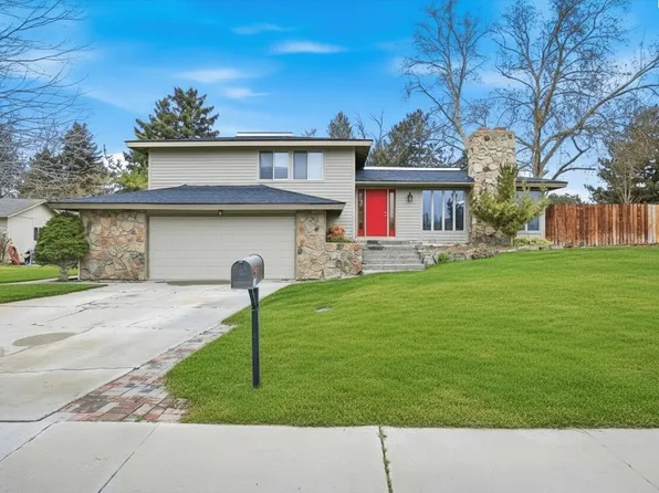 1136 Catskill St, Richland, WA 99354