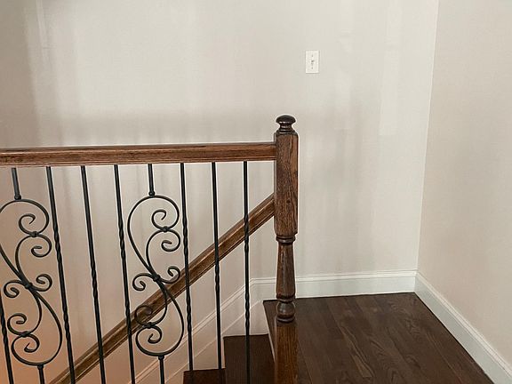 4th image of 22 Moreno Ct