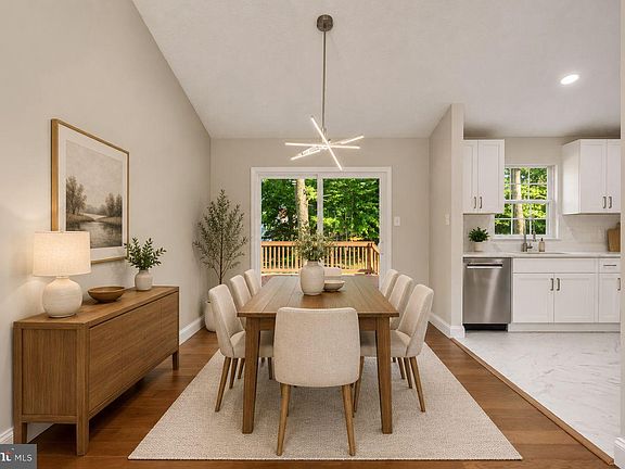 3rd image of 11734 Torcello Ct