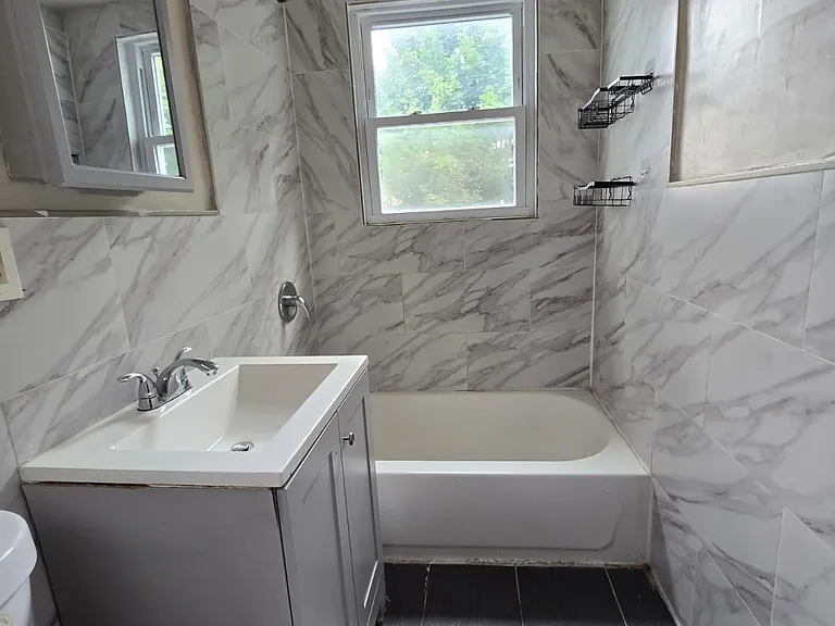 122 Marshall St #2A — Photo 4